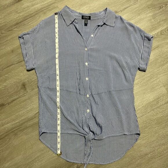 Jones New York Stripe Button Down Tie Front Top Size M - Picture 7 of 13